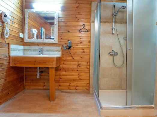 Hadas - Lodge Avdon