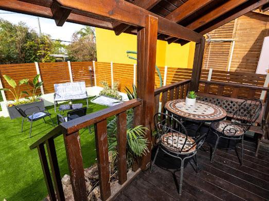 Lodge Hadas - *
